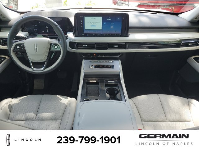 New 2026 Lincoln Aviator AWD image 15