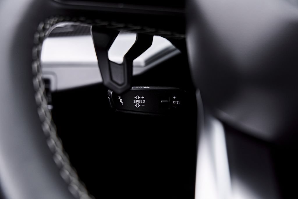 Used 2021 Lamborghini Urus AWD/4WD image 78