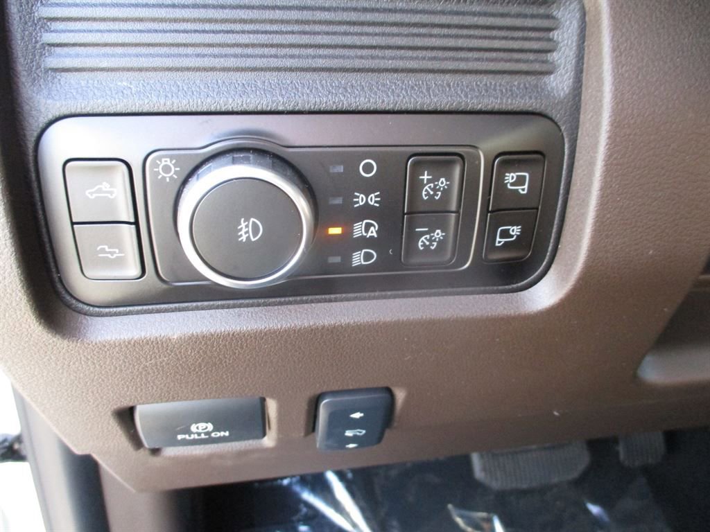 New 2026 Ford F250 King Ranch w/ Chrome Package image 17