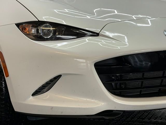 Used 2016 MAZDA MX-5 Miata Grand Touring image 2