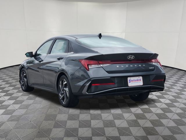 Used 2024 Hyundai Elantra Limited FWD video 3