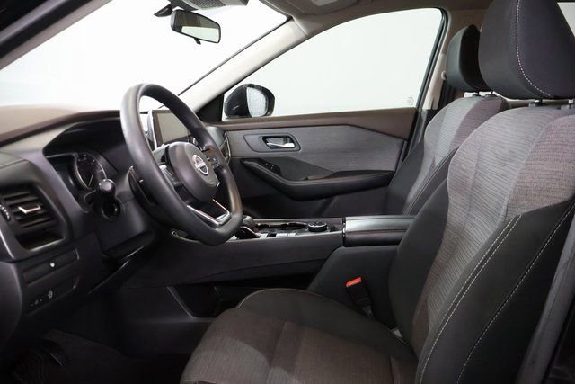 Certified 2023 Nissan Rogue SV image 10