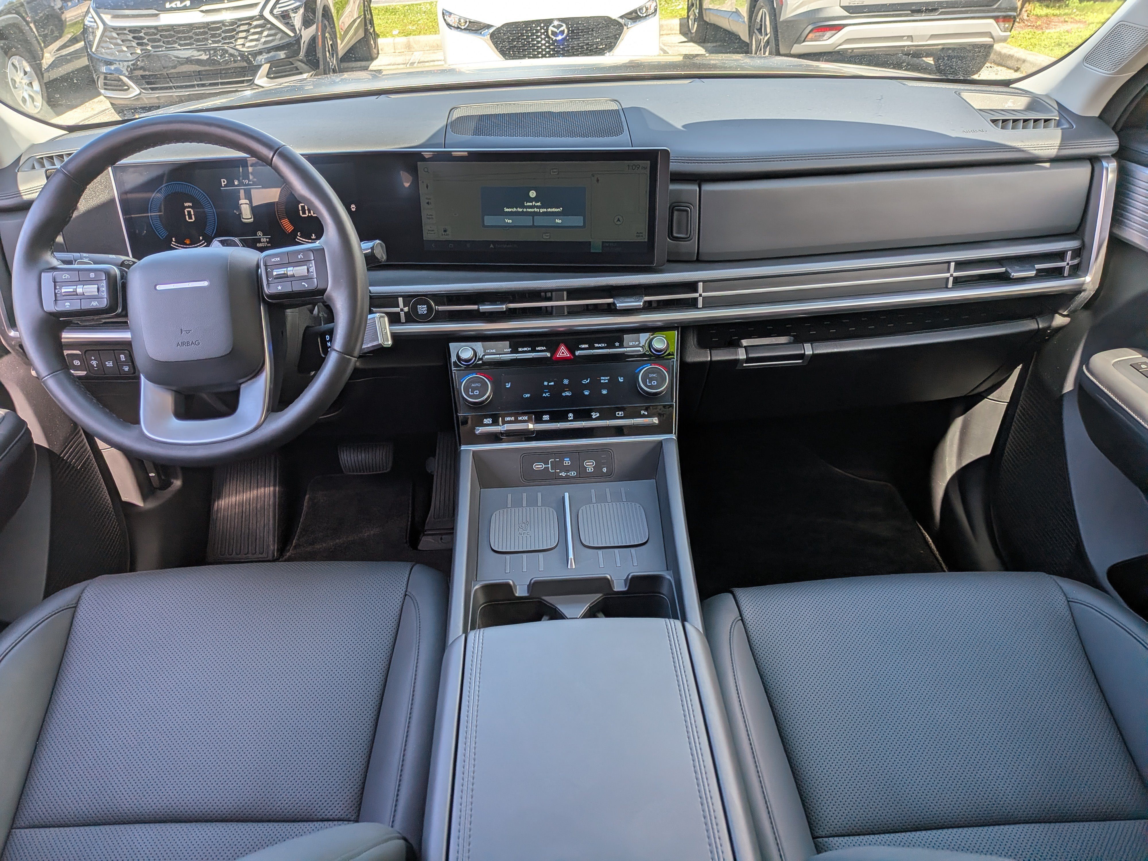 Used 2025 Hyundai Santa Fe XRT AWD/4WD image 17