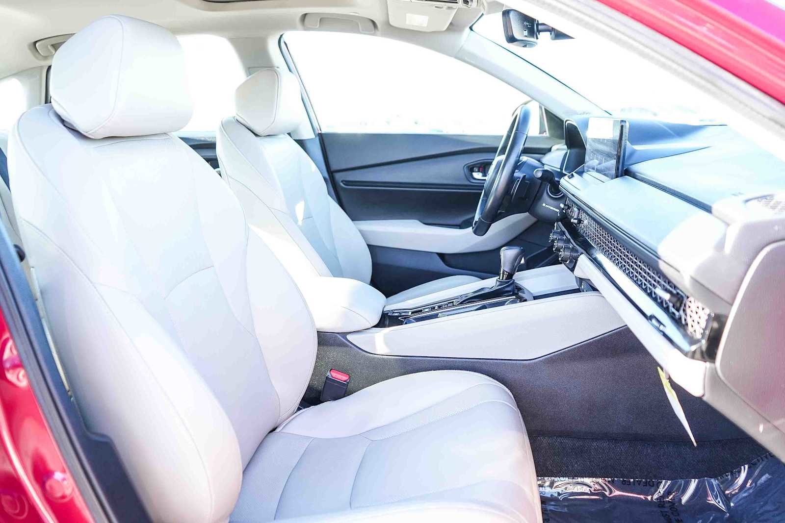 Used 2024 Honda Accord EX-L image 16