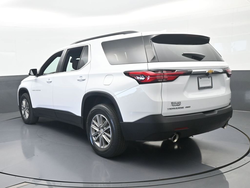 Used 2023 Chevrolet Traverse LT image 4