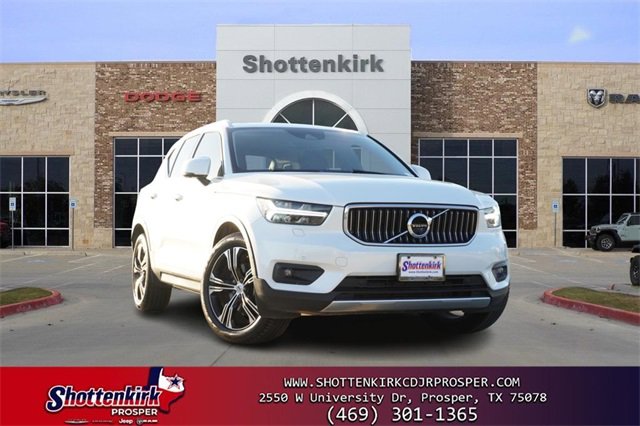 Used 2021 Volvo XC40 T5 Inscription w/ Advanced Package image 1