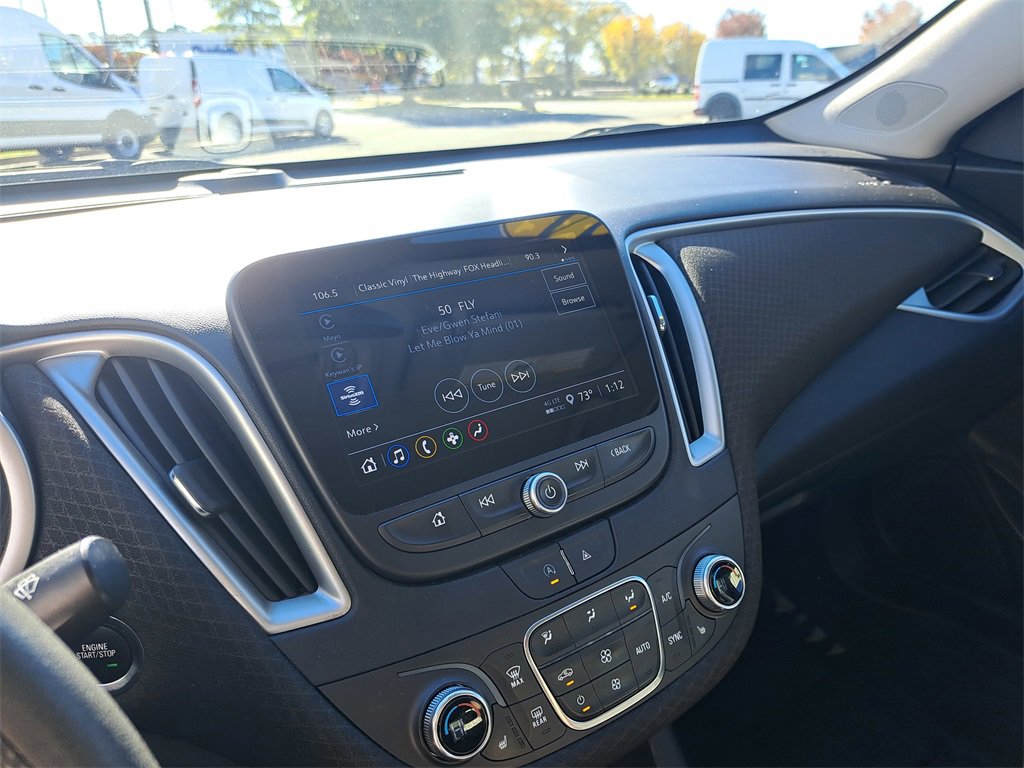 Used 2024 Chevrolet Malibu LT image 11