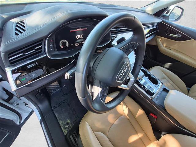 Used 2023 Audi Q8 Premium Plus w/ Premium Plus Package AWD/4WD image 12