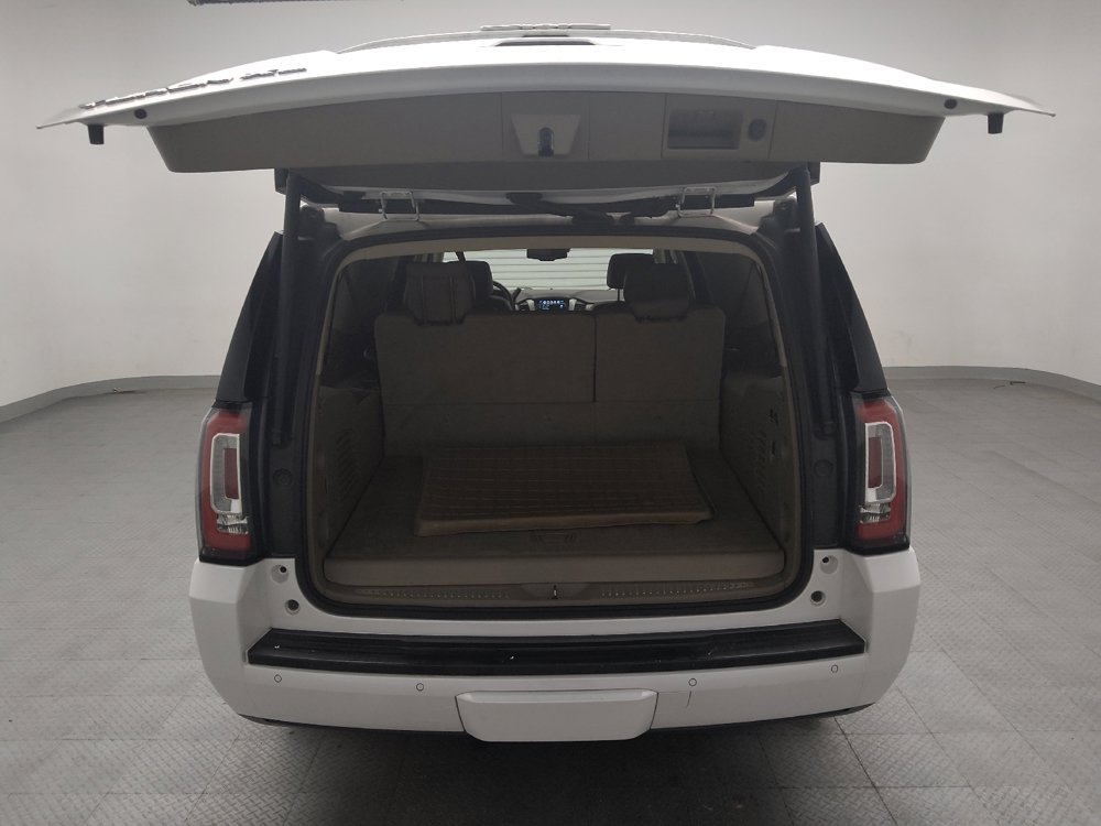 Used 2020 GMC Yukon XL SLT w/ Premium Edition RWD image 29