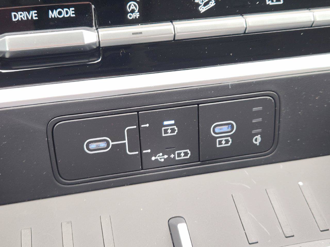 New 2026 Hyundai Santa Fe SEL FWD image 16