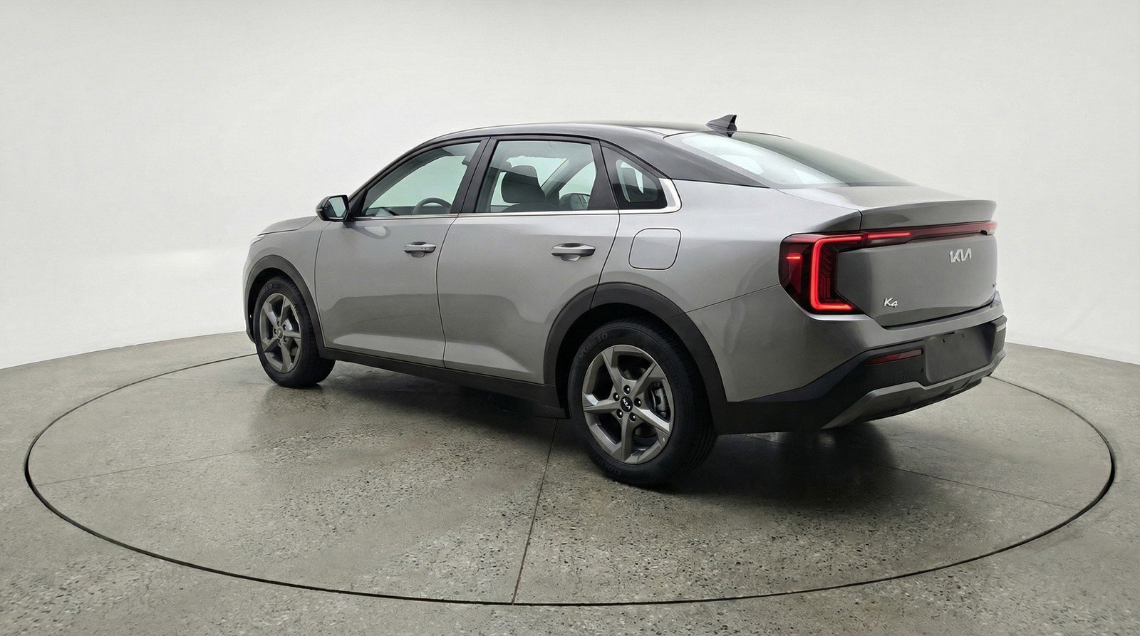 Used 2025 Kia K4 LXS image 6