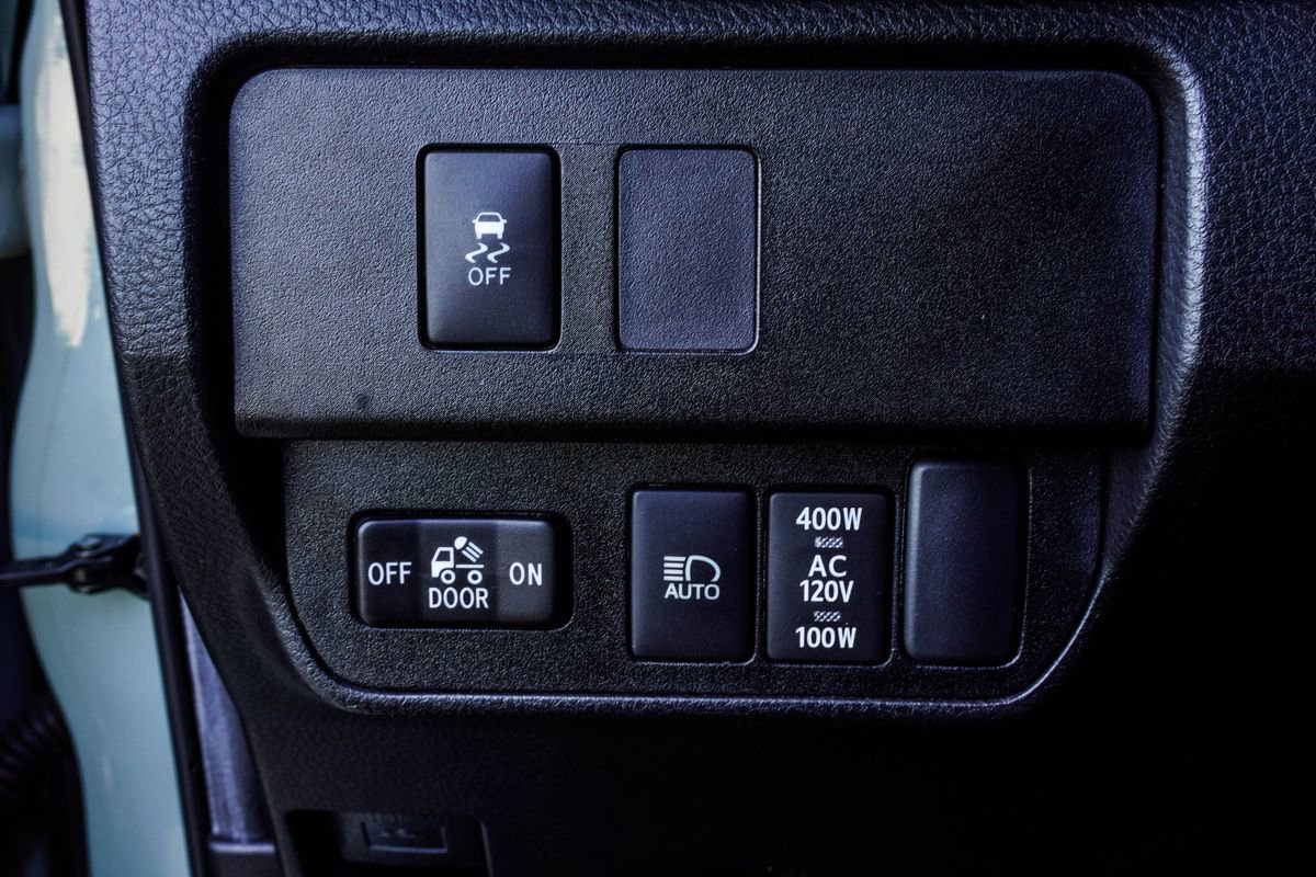 Used 2023 Toyota Tacoma TRD Sport RWD image 30