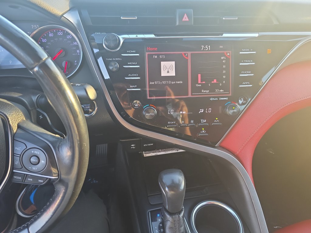 Used 2019 Toyota Camry XSE FWD image 16