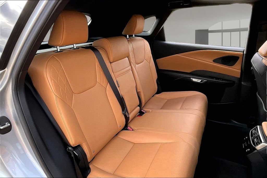 Used 2025 Lexus RX 350 Premium Plus w/ Accessory Package (Z1) FWD image 29