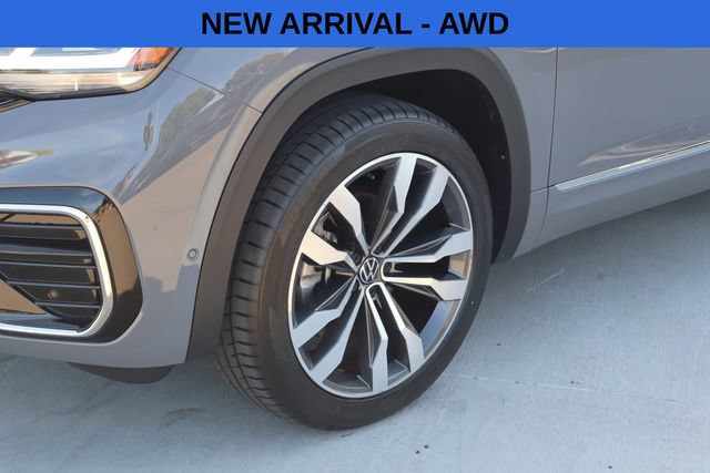Used 2023 Volkswagen Atlas Cross Sport SEL Premium R-Line AWD/4WD image 2