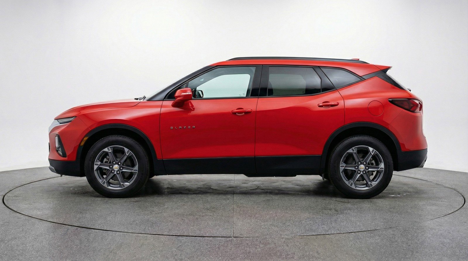 Used 2025 Chevrolet Blazer LT image 5