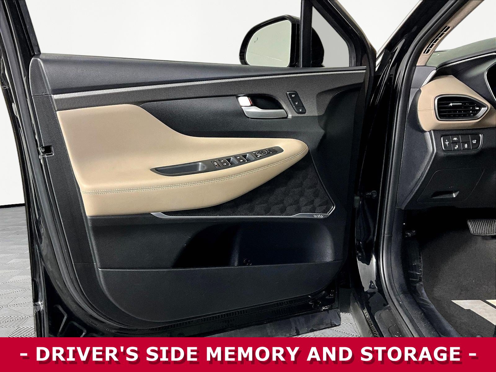 Used 2019 Hyundai Santa Fe FWD image 20