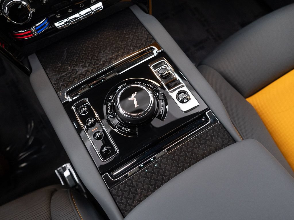New 2027 Rolls-Royce Cullinan Black Badge AWD/4WD image 40