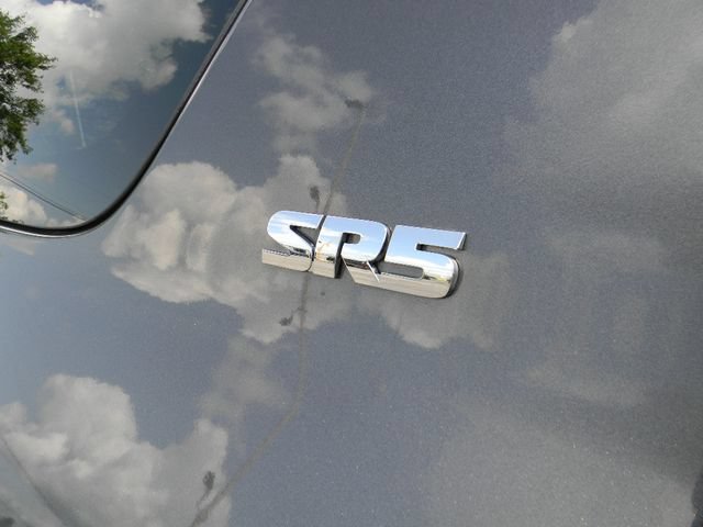 Used 2022 Toyota 4Runner SR5 Premium w/ Moonroof Package AWD/4WD image 8