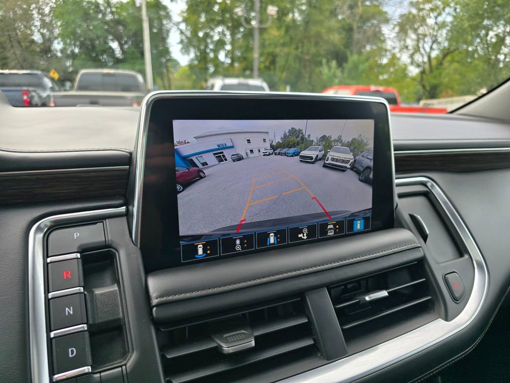 Used 2021 Chevrolet Suburban High Country image 36