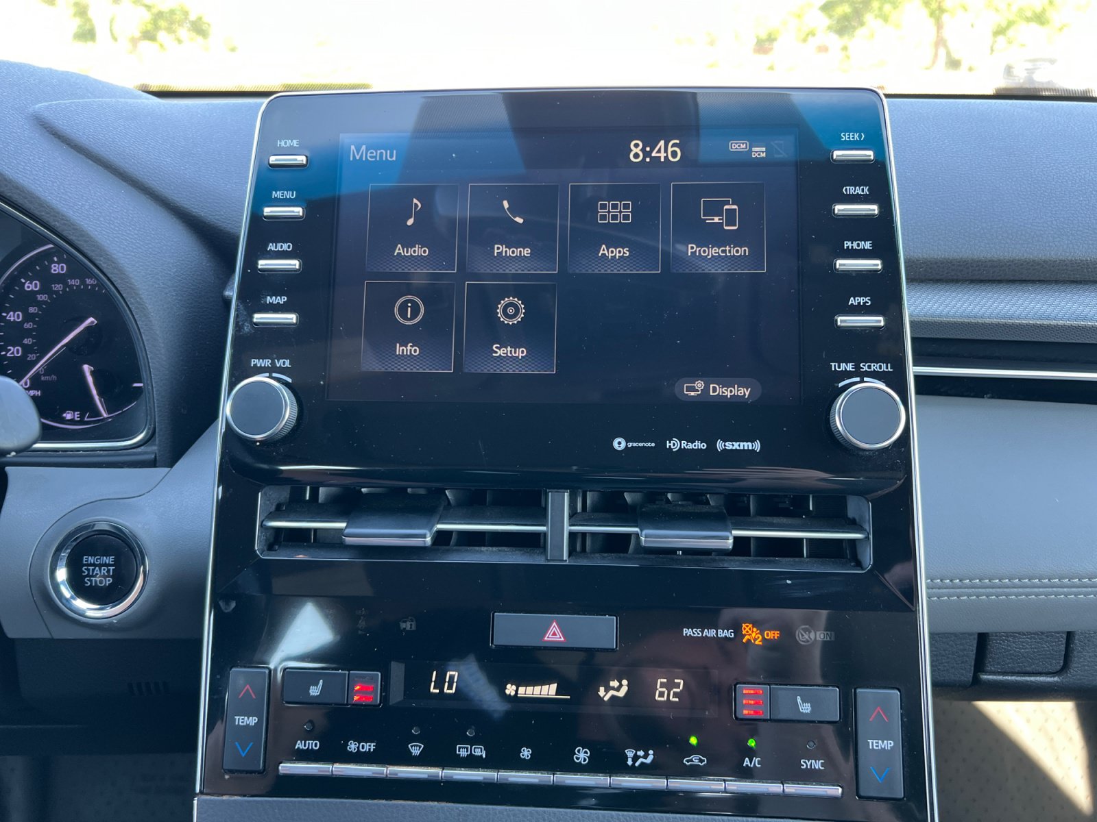 Used 2019 Toyota Avalon XSE FWD image 12