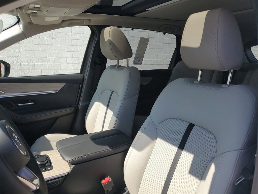 New 2025 MAZDA CX-90 3.3 Turbo w/ Premium Sport Pkg image 14