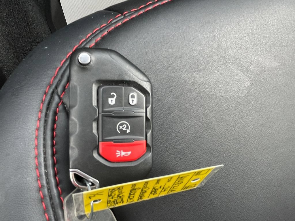 Used 2024 Jeep Wrangler Unlimited Rubicon AWD/4WD image 25