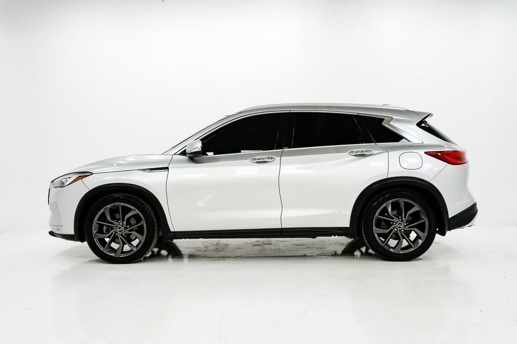 Used 2019 INFINITI QX50 Essential w/ Sensory Package image 30