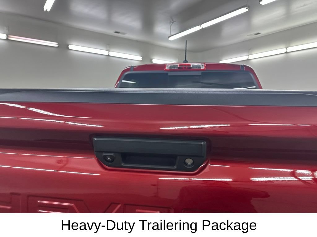 Used 2024 Chevrolet Colorado Z71 w/ Z71 Convenience Package 2 AWD/4WD image 17
