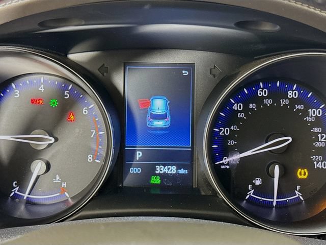 Used 2022 Toyota C-HR Limited FWD image 10