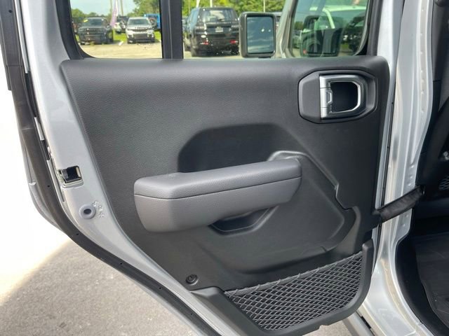 New 2024 Jeep Wrangler Unlimited Rubicon image 28