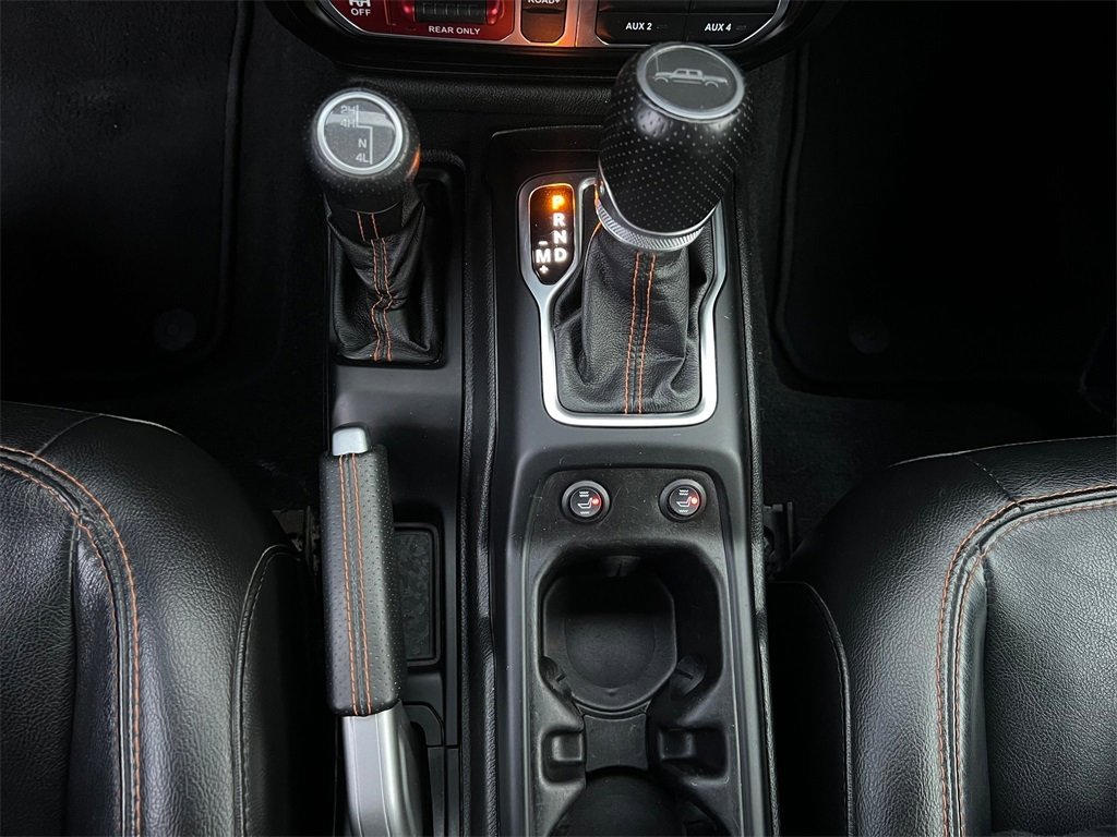 Used 2021 Jeep Gladiator Mojave w/ Uconnect 4C Nav & Sound Group image 25