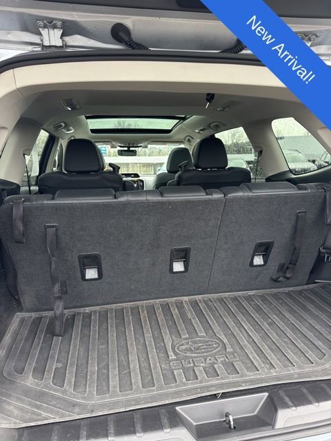 Used 2022 Subaru Ascent Touring w/ Popular Package #2A image 9
