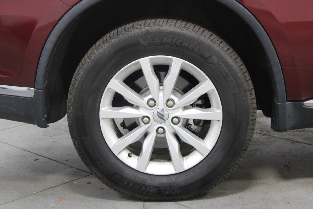 Used 2019 Dodge Durango SXT AWD/4WD image 12
