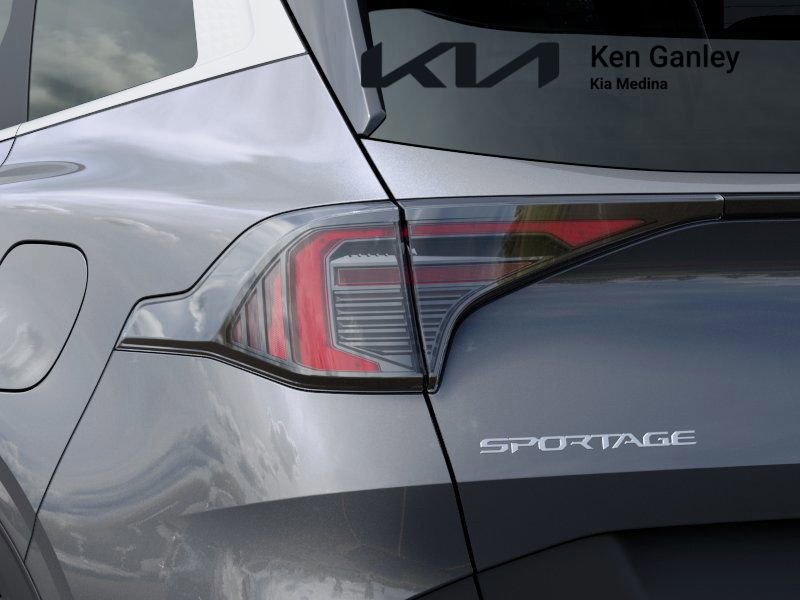 New 2026 Kia Sportage LX image 11