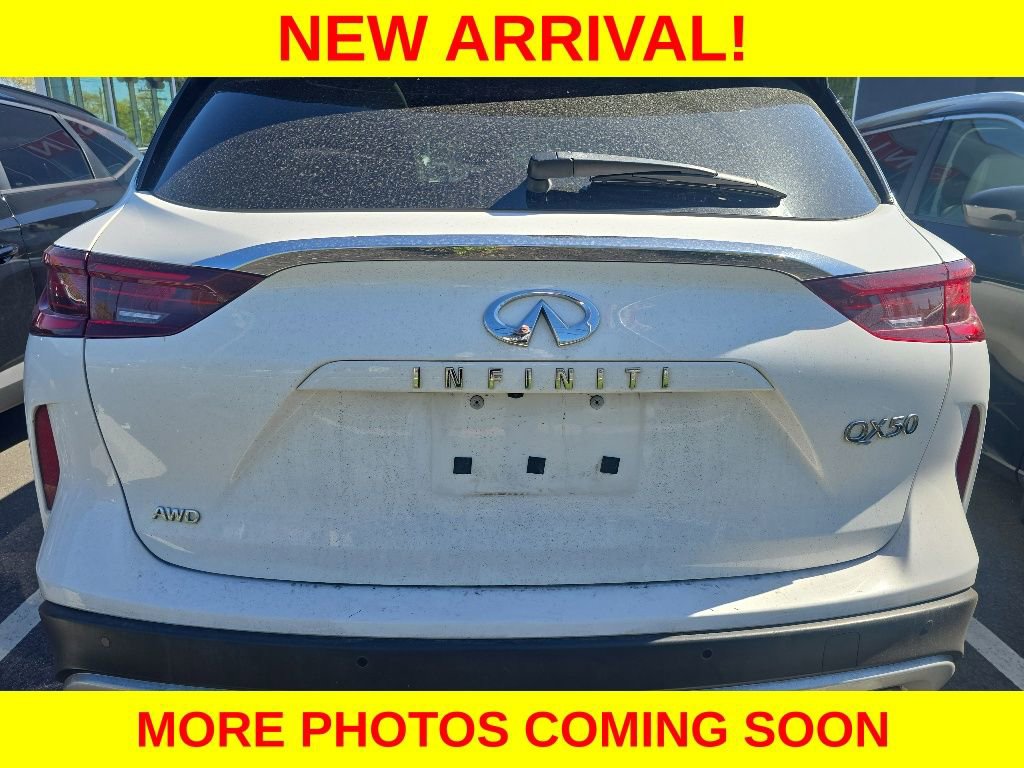 Used 2022 INFINITI QX50 Luxe w/ Cargo Package AWD/4WD image 10