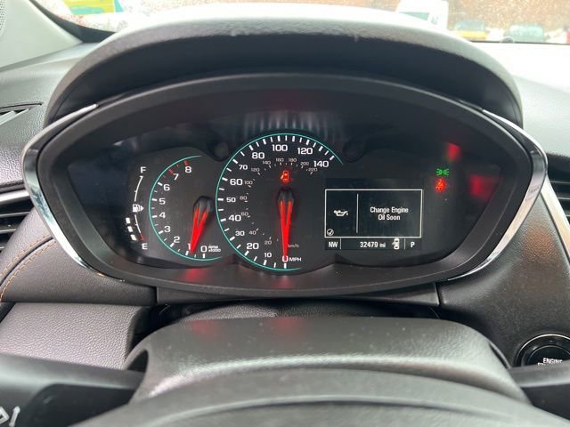 Used 2022 Chevrolet Trax LT w/ LT Convenience Package image 20