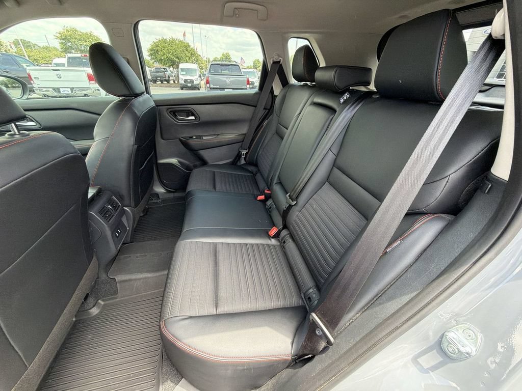Used 2026 Nissan Rogue SV w/ Rock Creek Premium Package AWD/4WD image 24