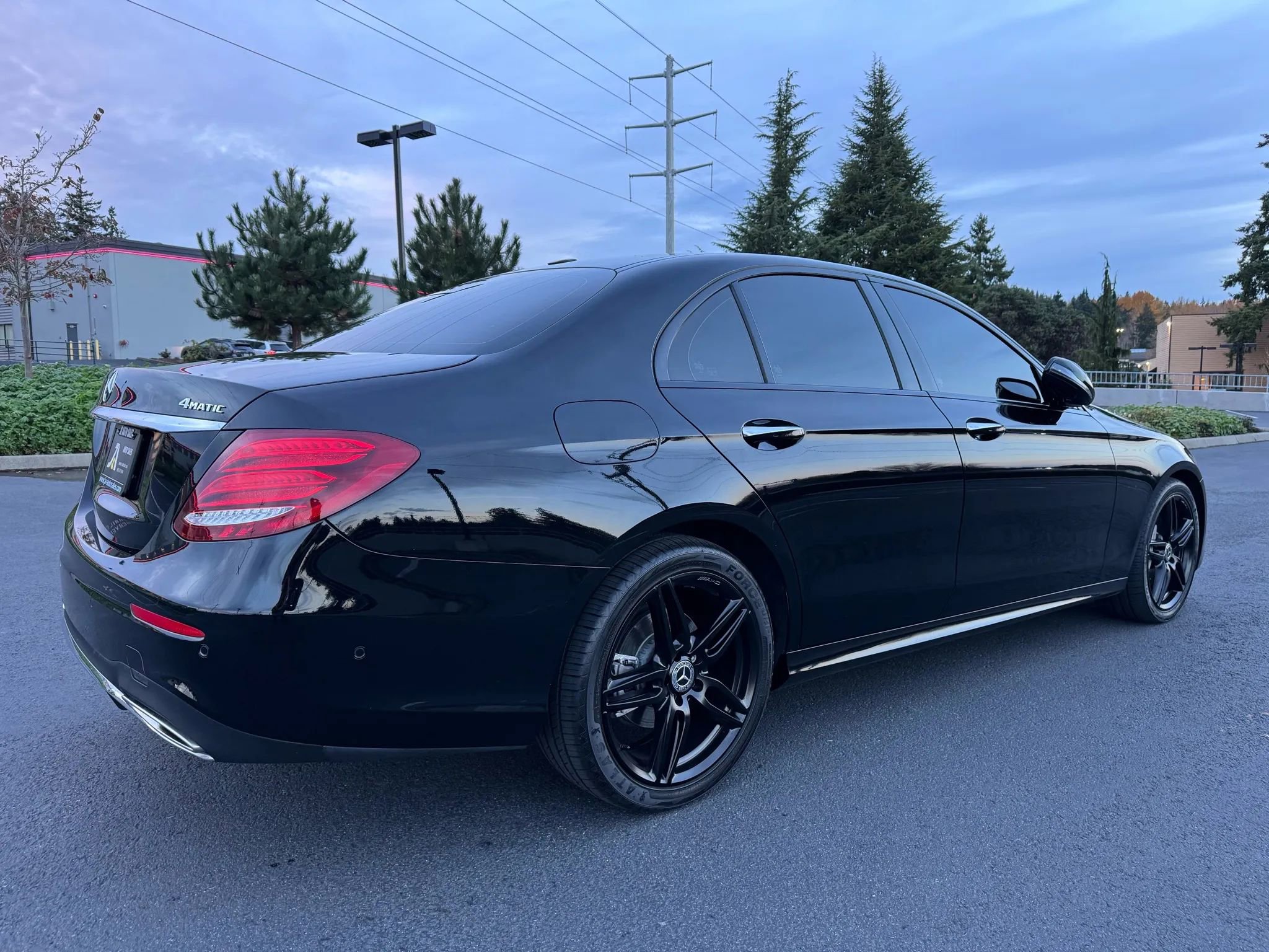 Used 2020 Mercedes-Benz E 350 4MATIC Sedan image 10