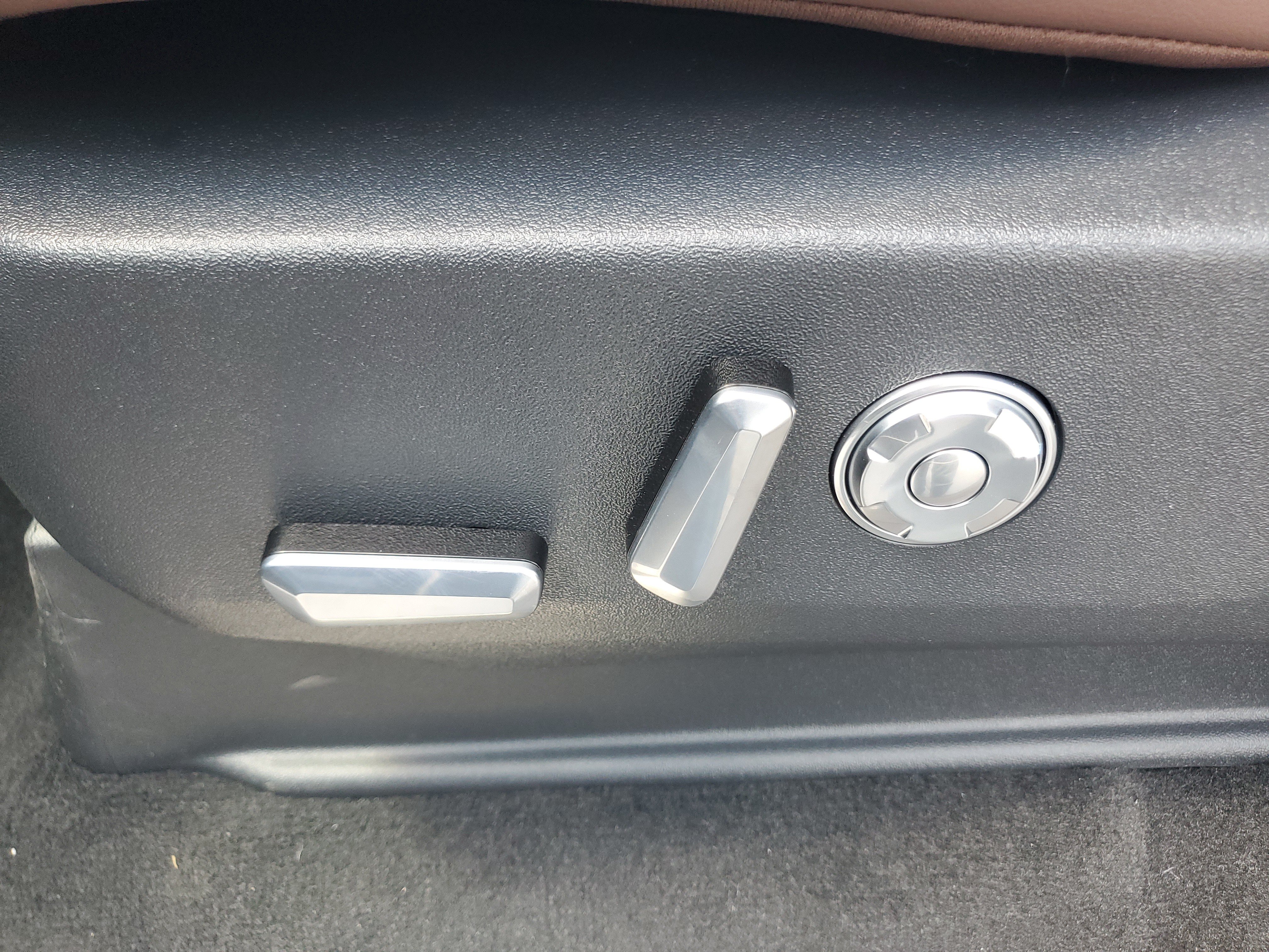 New 2027 Lincoln Navigator Reserve AWD/4WD image 13