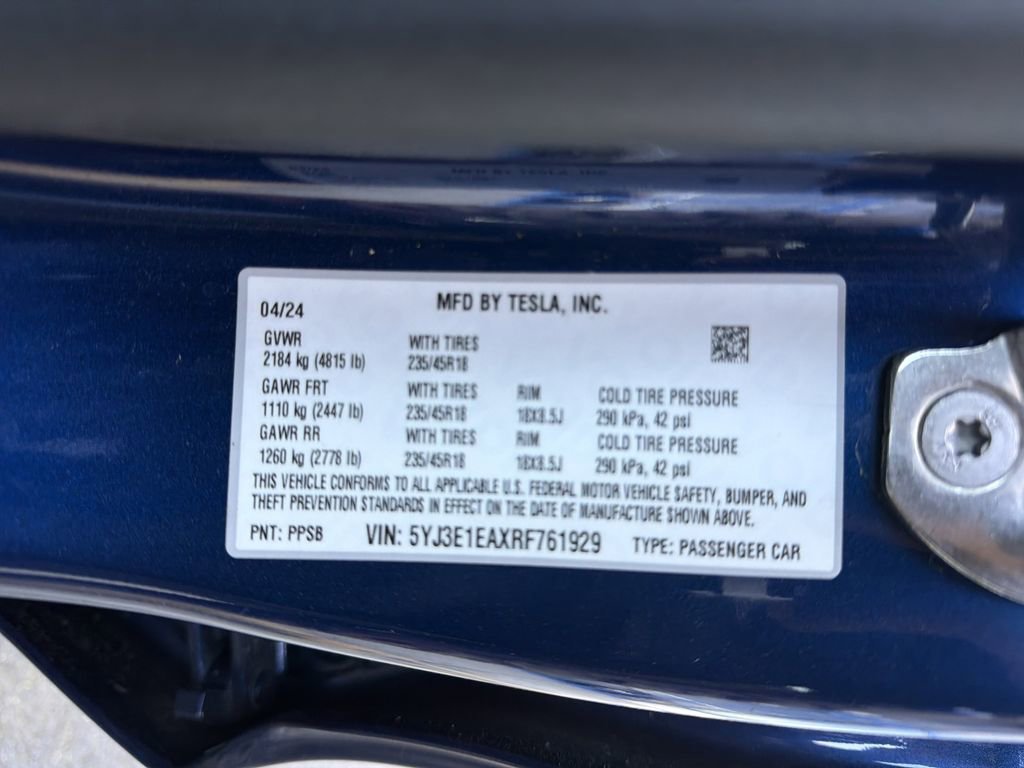 Used 2024 Tesla Model 3 Standard Range image 31