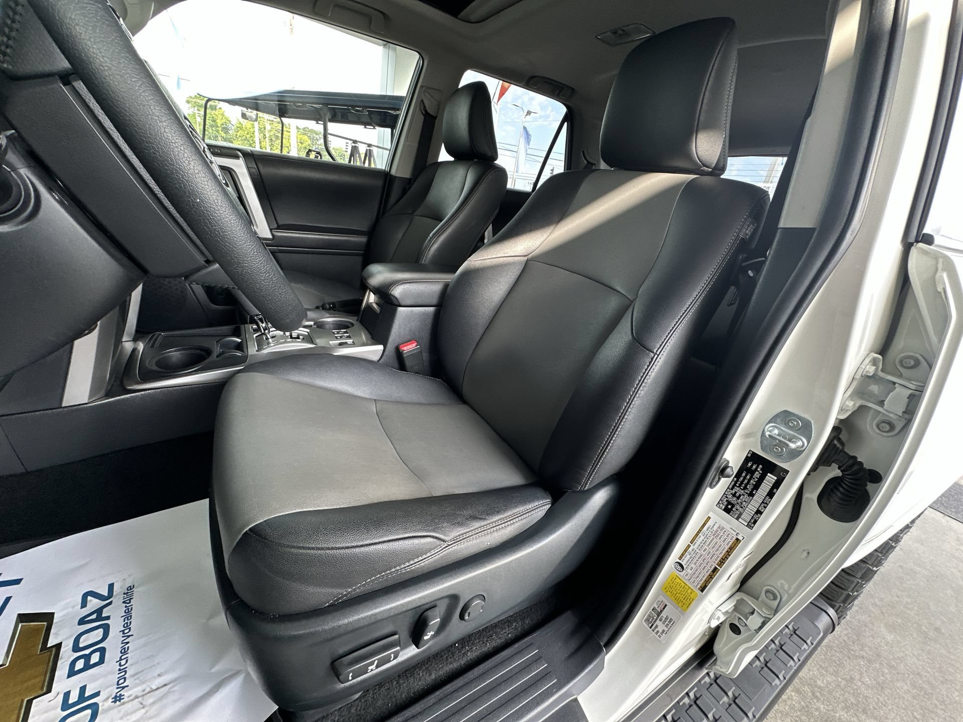 Used 2022 Toyota 4Runner SR5 Premium w/ Moonroof Package RWD image 20