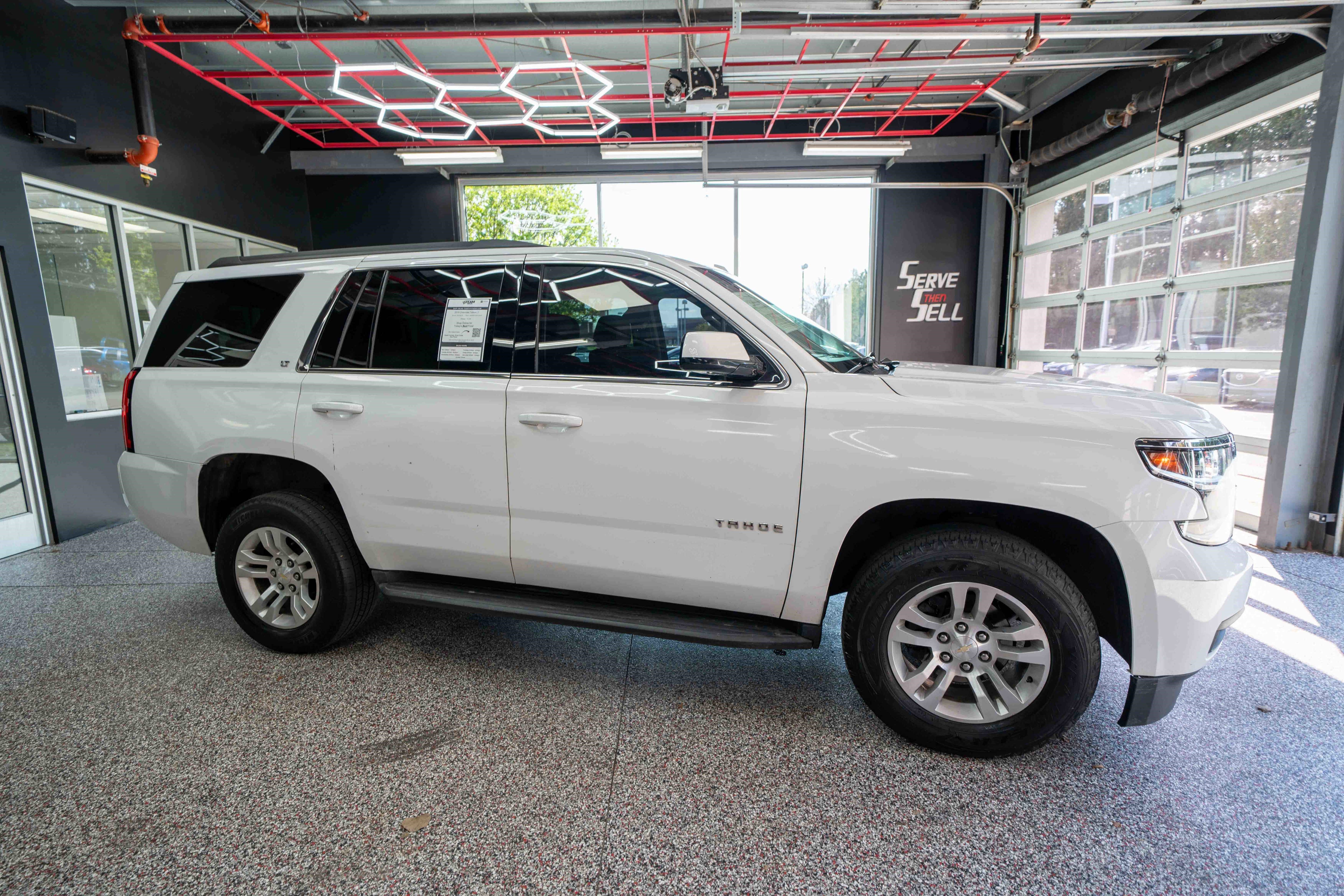 Used 2019 Chevrolet Tahoe LT image 5