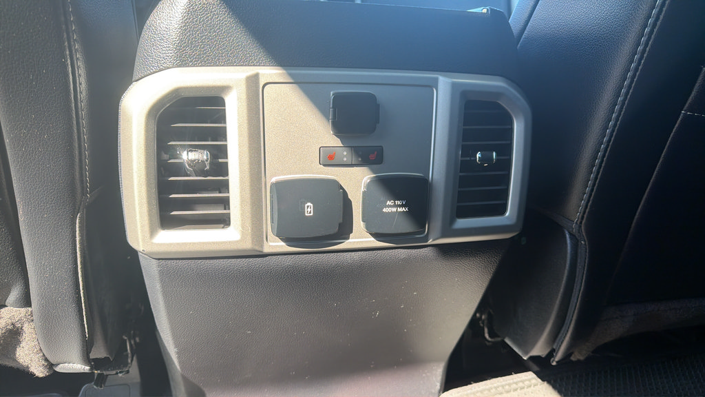 Used 2019 Ford F150 Lariat w/ Equipment Group 502A Luxury AWD/4WD image 40