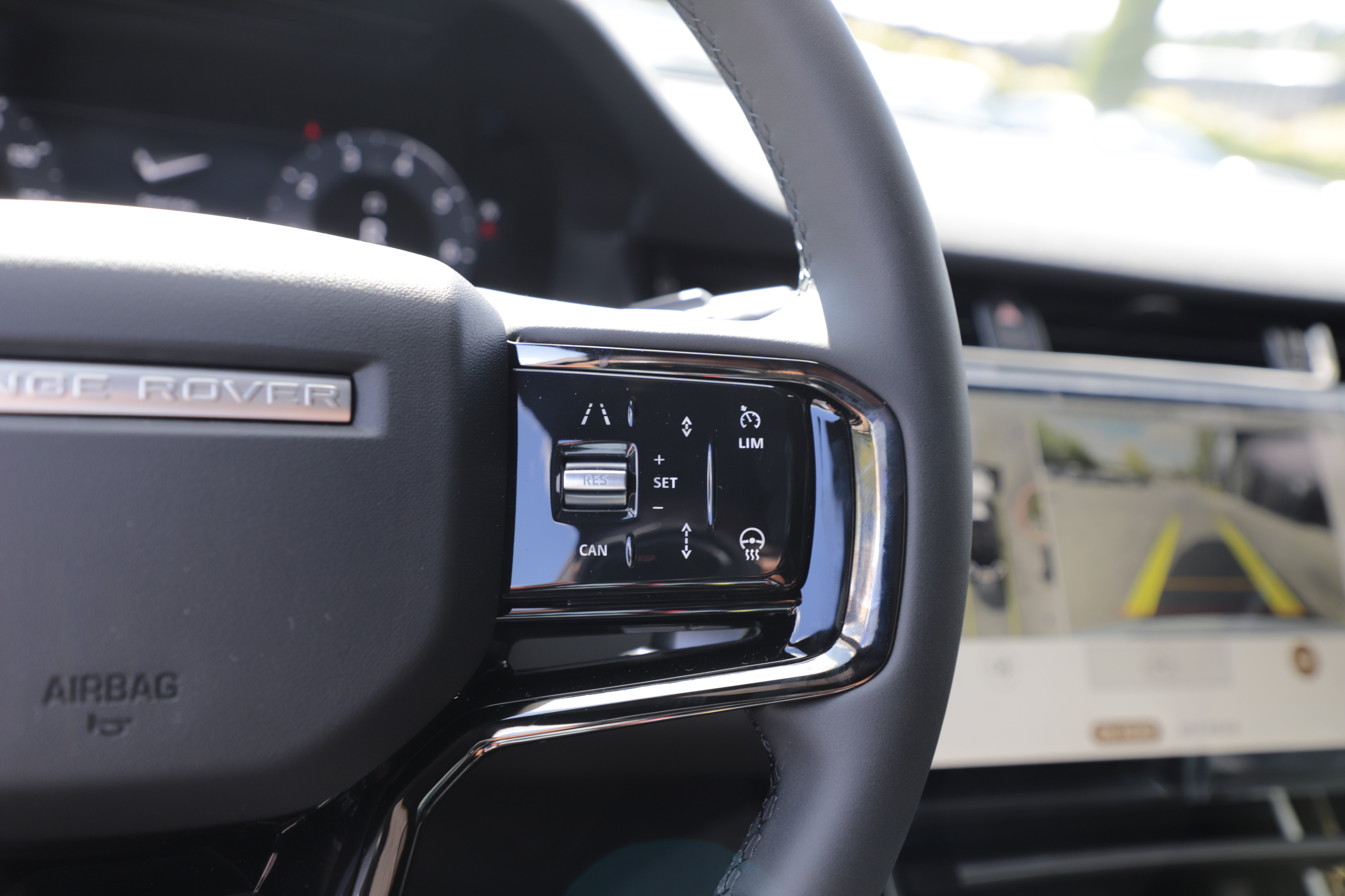 New 2026 Land Rover Range Rover Evoque S AWD/4WD image 24