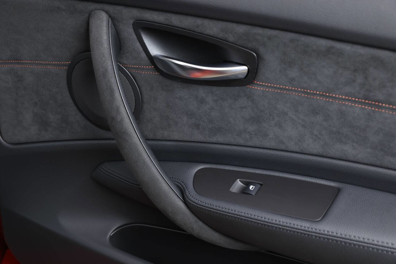 Used 2011 BMW 1 Series M image 97