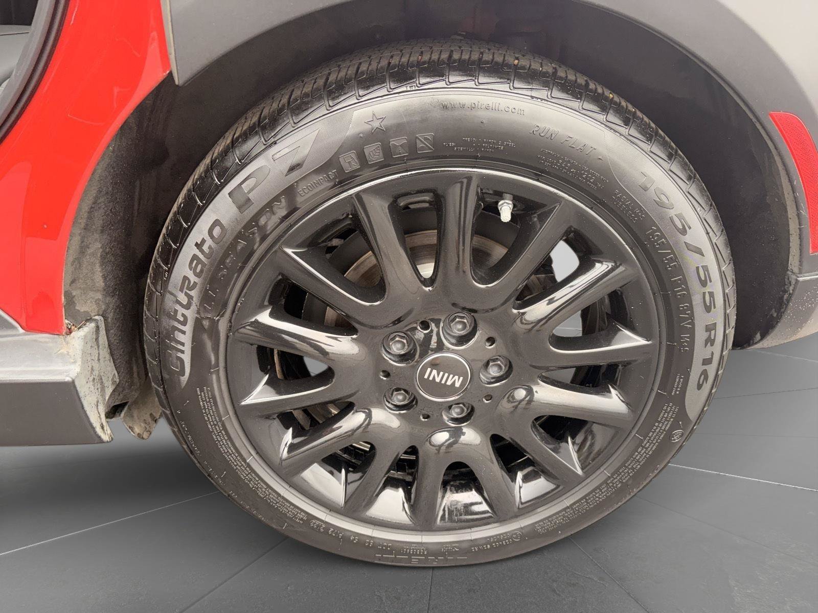 Used 2015 MINI Cooper S FWD image 11