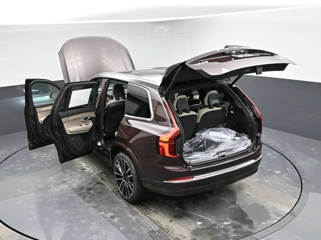 New 2026 Volvo XC90 B6 Plus w/ Protection Package Premier AWD/4WD image 44