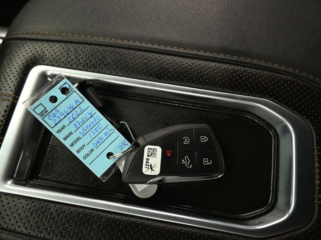 Used 2022 Chevrolet Silverado 1500 High Country image 22