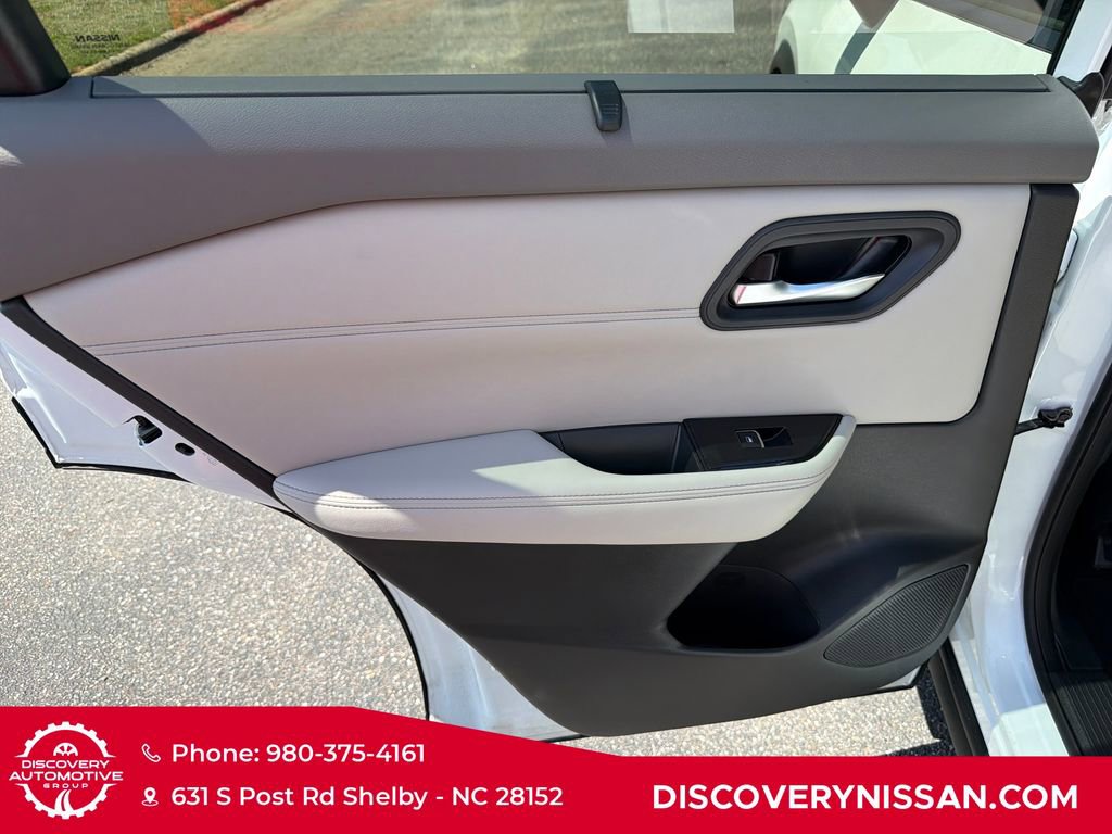 Certified 2024 Nissan Rogue SL w/ SL Premium Package FWD image 29